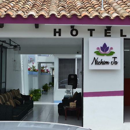 Hotel Nichim Ja Comitan de Dominguez Esterno foto